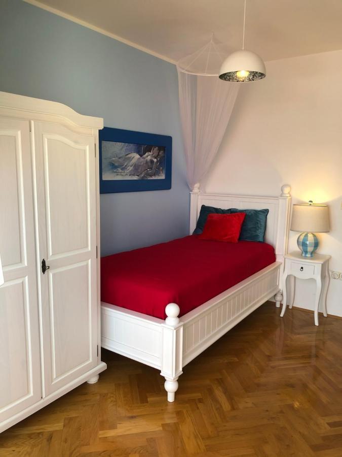 Apartment Betty Malinska Luaran gambar