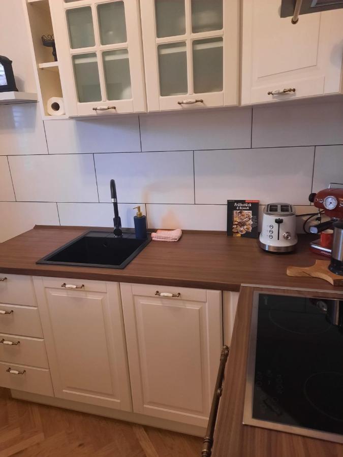 Apartment Betty Malinska Luaran gambar